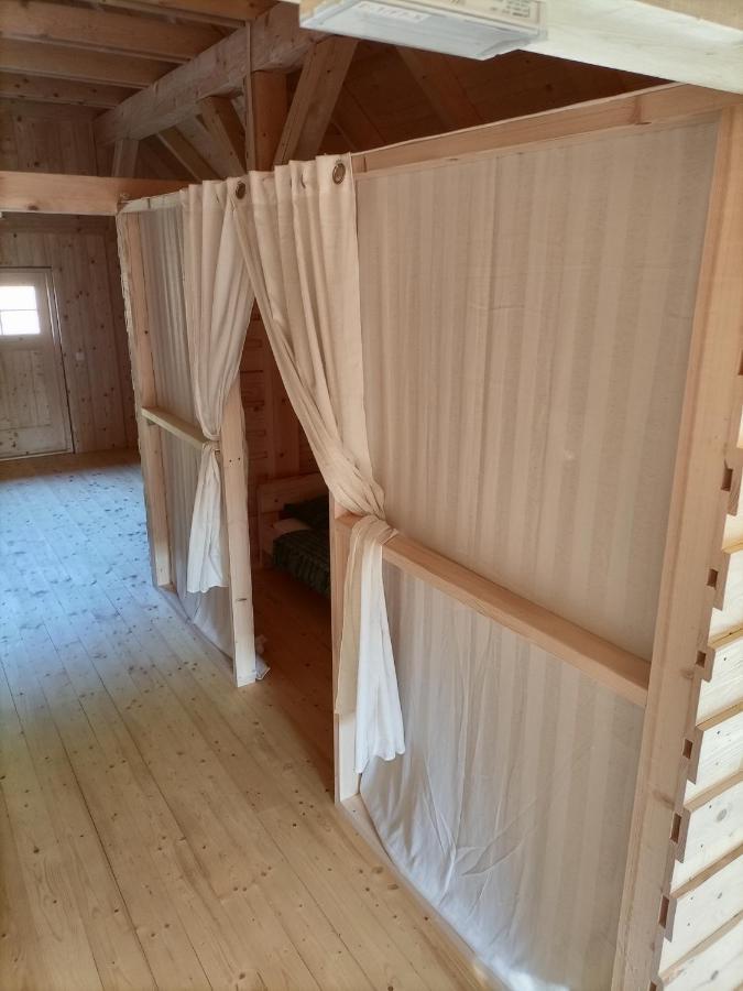 Hotel Kamp Beli Gaber à Stari Trg pri Lozu Extérieur photo
