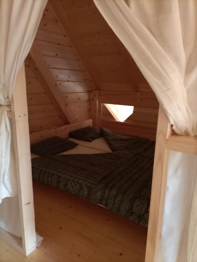 Hotel Kamp Beli Gaber à Stari Trg pri Lozu Extérieur photo